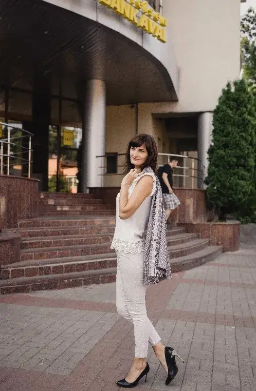 Лариса Бровчук, Засновниця ТОВ «Кайрос-К»